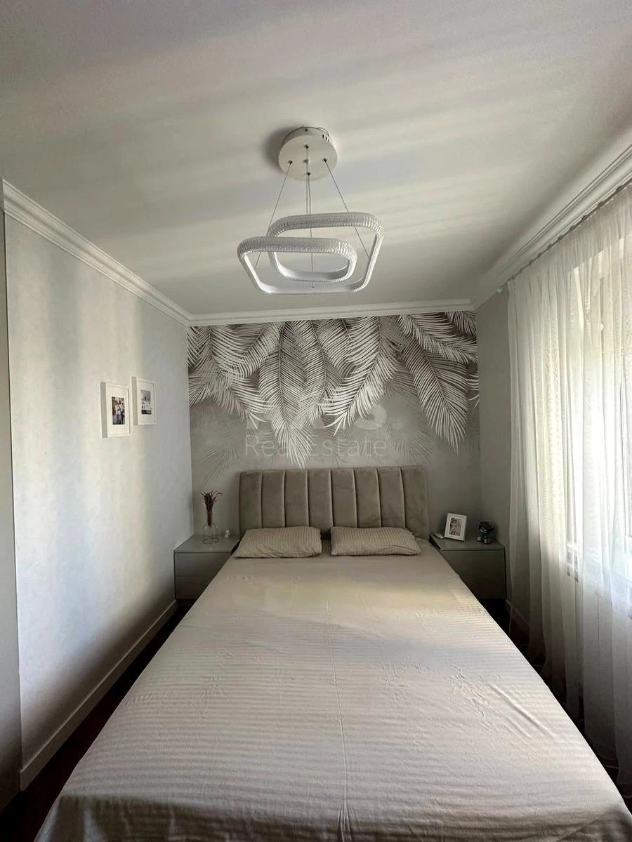 3k apartment bul. Darnyc'kyj 106897411
