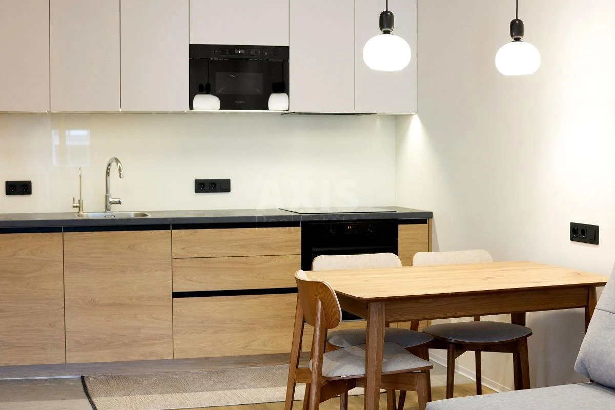 1k apartment vul. Saljutna 2Б69403