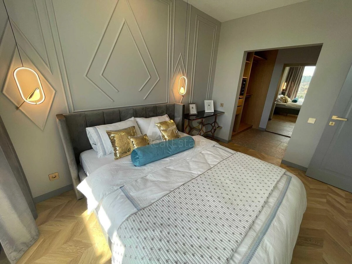 1k apartment prov. Uzhgorods'kyj 4/1714028