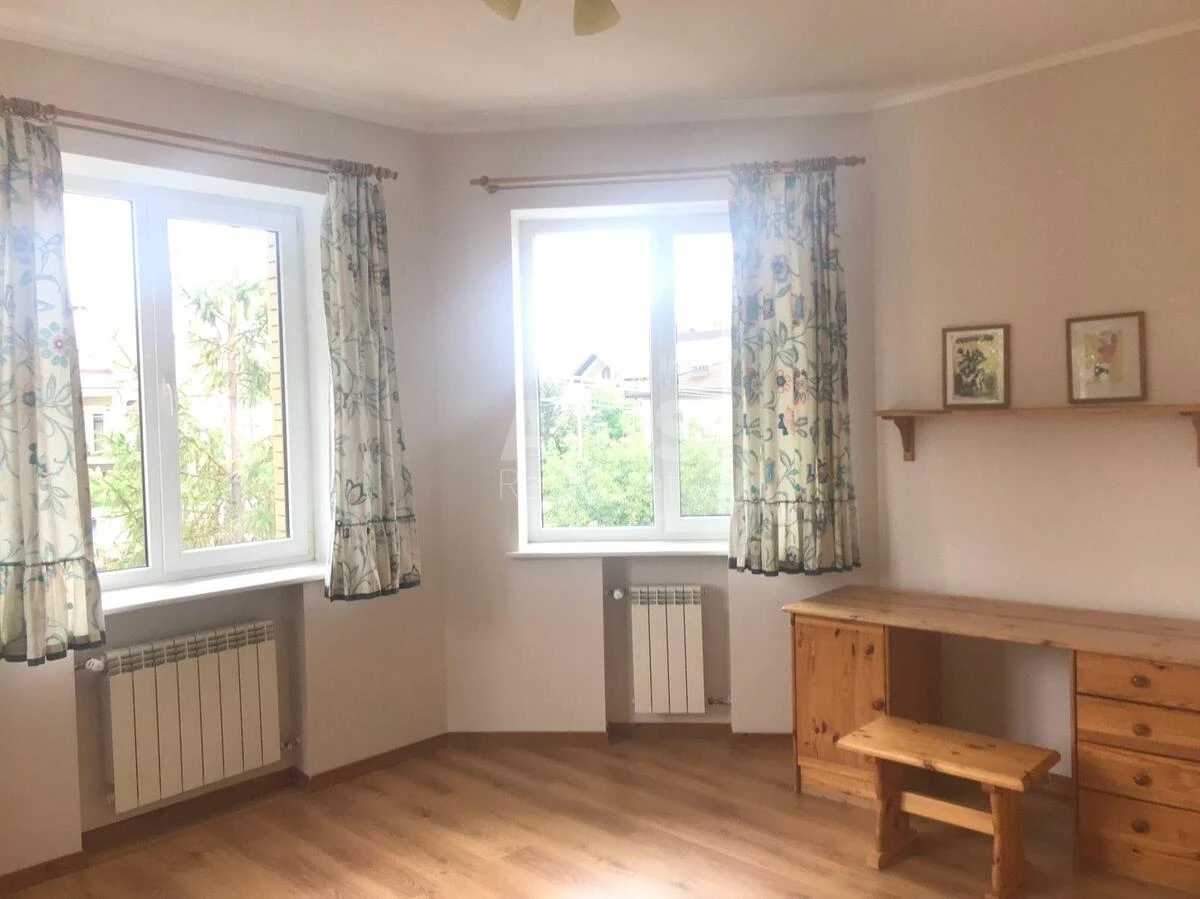 House vul. Bogatyrs'ka, 438m2, Kyiv city5834510
