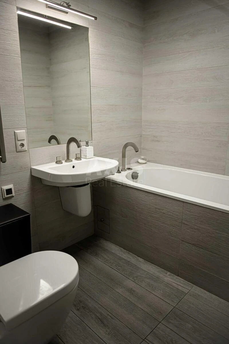 3k apartment vul. Chornovola V'jacheslava 277003110