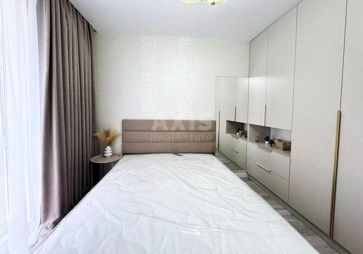2k apartment vul. Myhajla Maksymovycha 26В701007