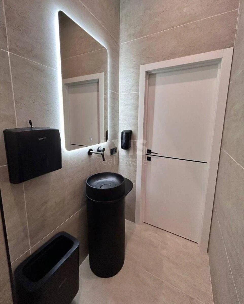 Office vul. Bohdana Stupky 3, 77m2690897