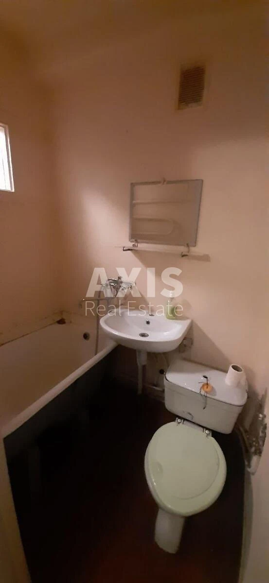 1k apartment pr-t Dmytra Pavlychka Three B709492