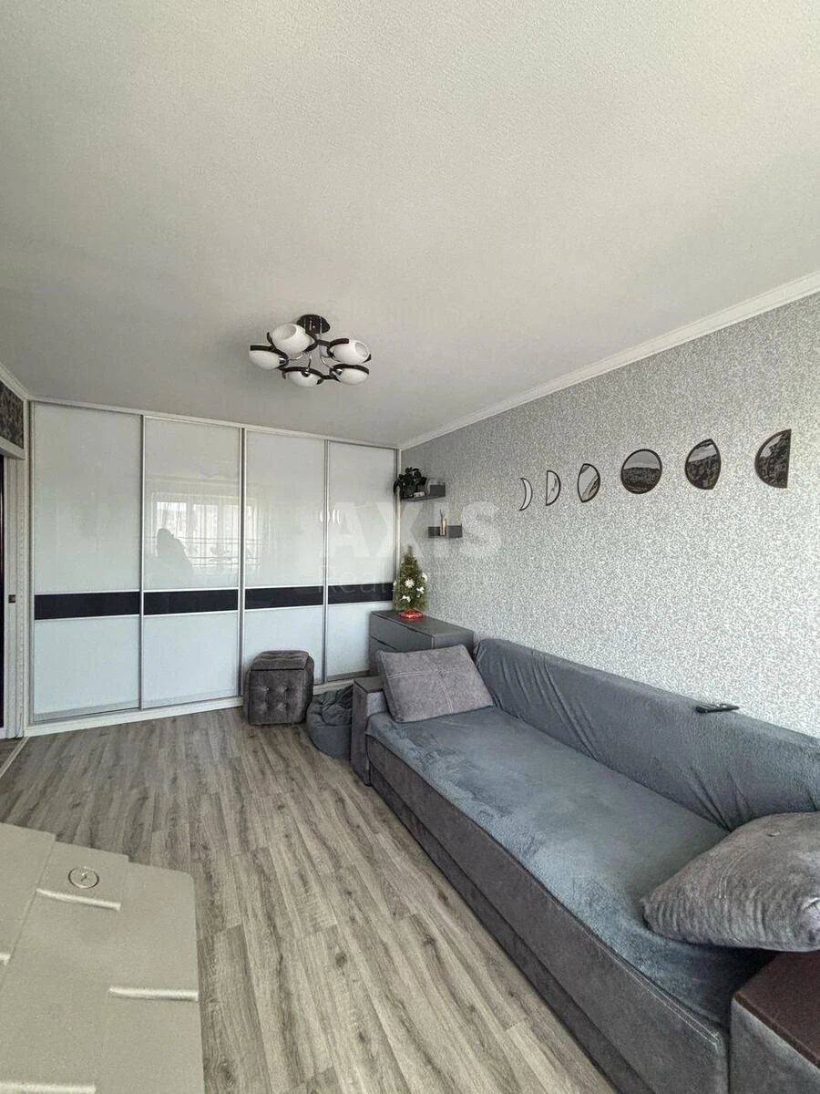 2к квартира ул. Вахтанга Кикабидзе 15А696561
