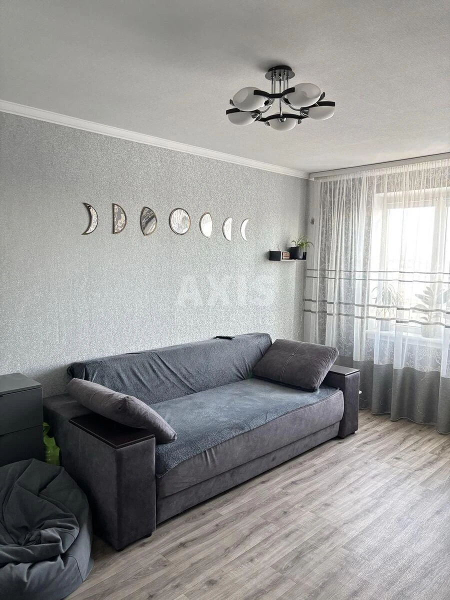 2к квартира ул. Вахтанга Кикабидзе 15А696562