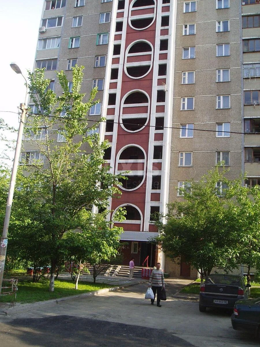2к квартира ул. Подгорная 126969612