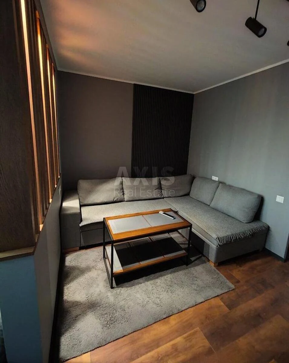 1k apartment vul. Gradyns'ka 9699380