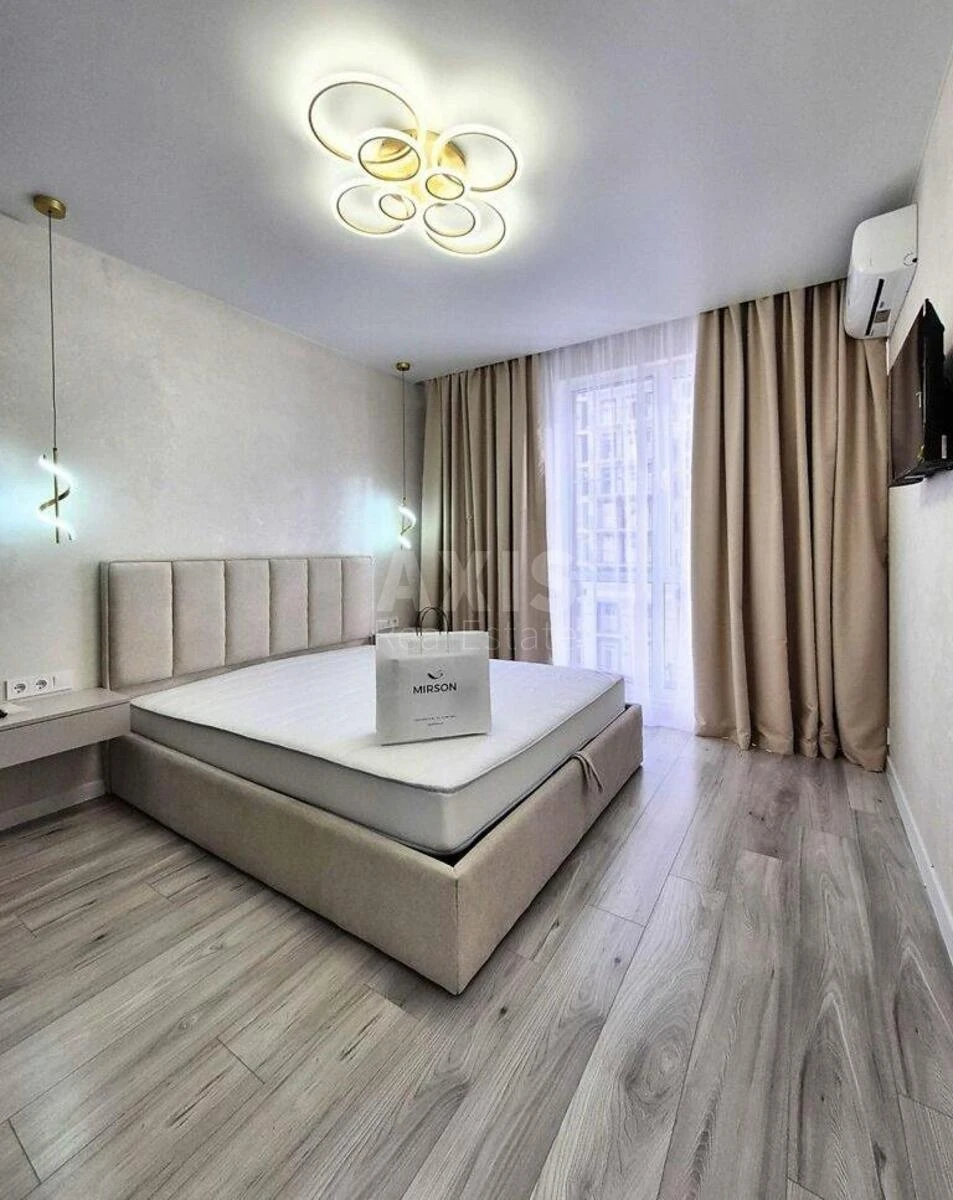 2k apartment vul. Myhajla Maksymovycha 26В701005