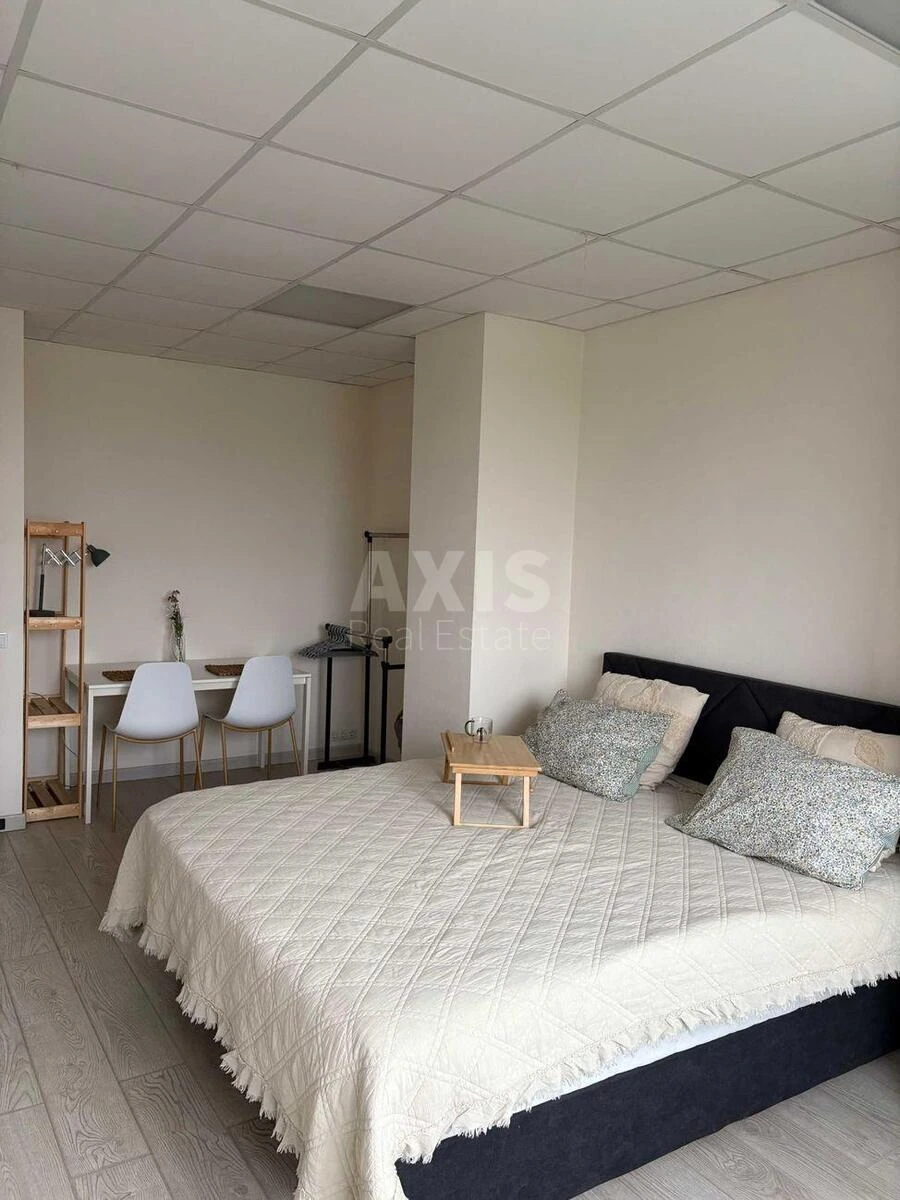 1k apartment pr-t Berestejskij 90/1690769
