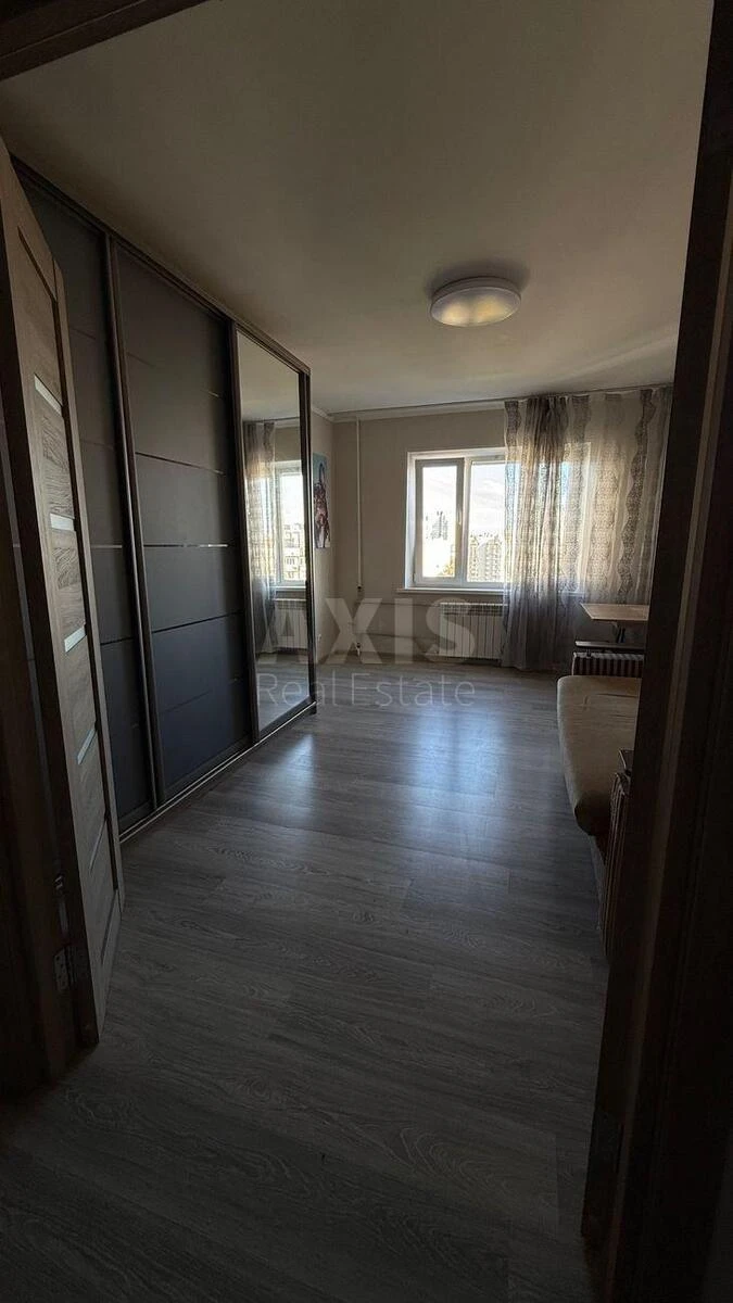 2k apartment vul. Revuc'kogo 19/17191610