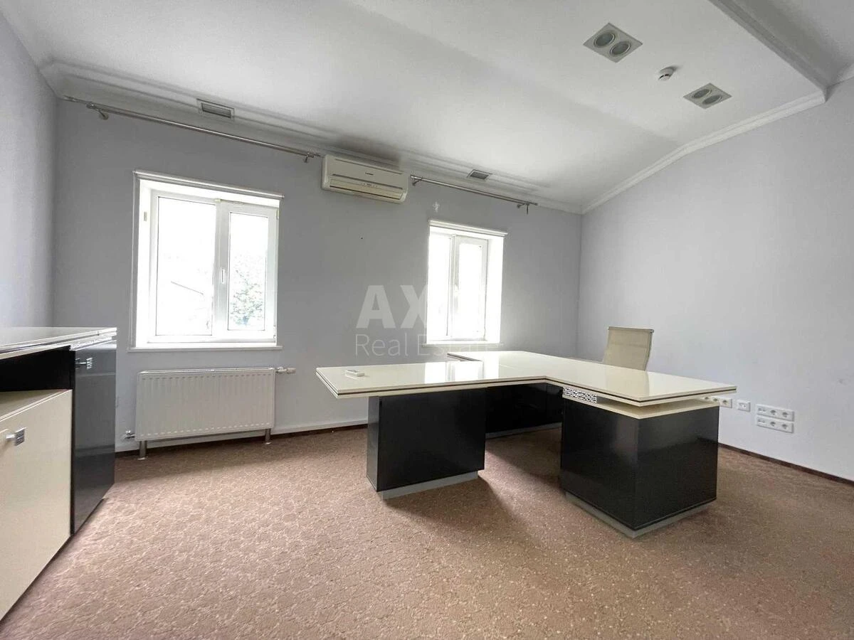Office vul. Volodymyrs'ka 23А, 165m2719427