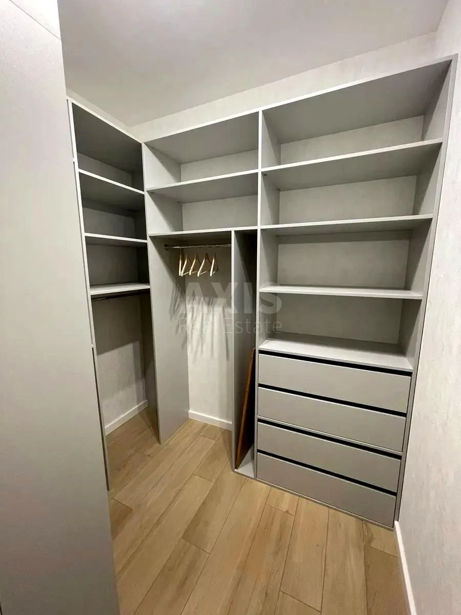 1к квартира пр-т Берестейский 11679065