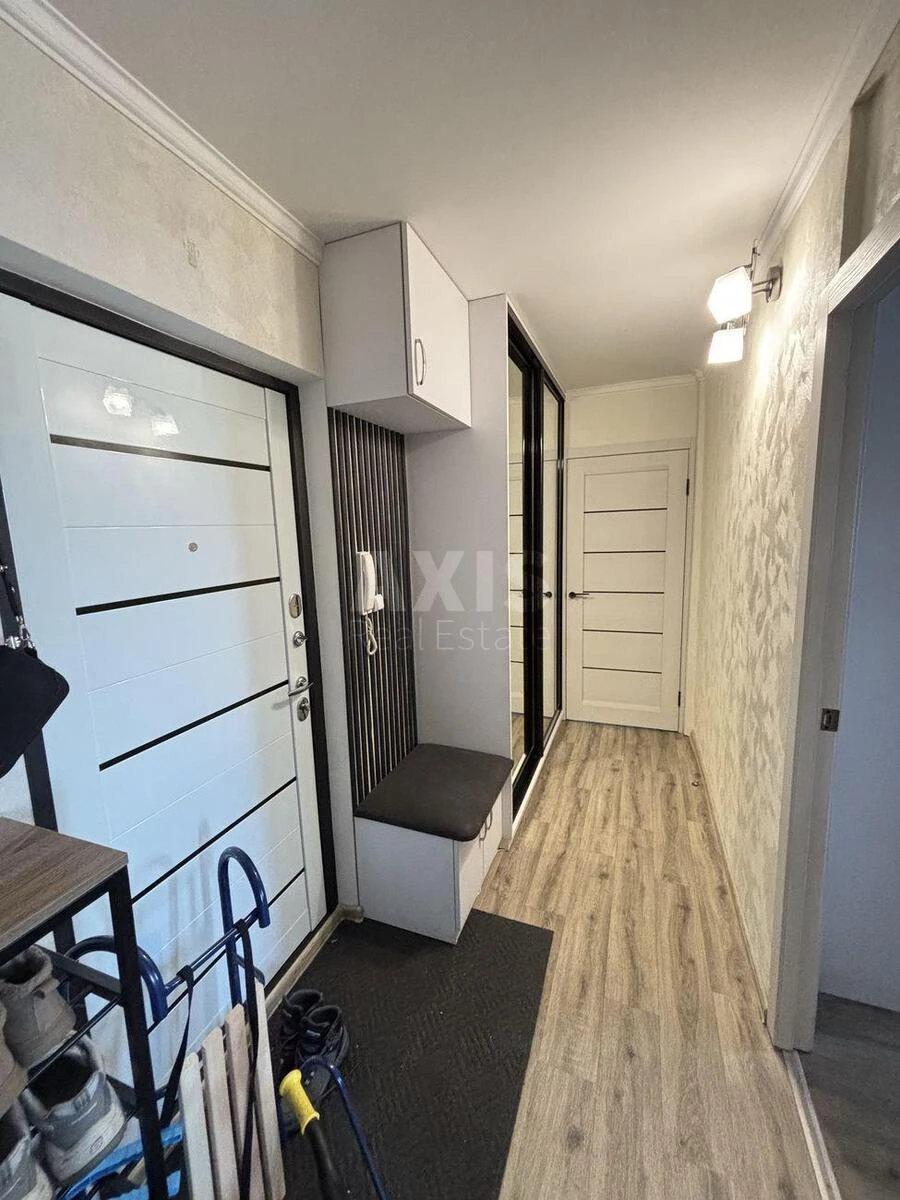 2k apartment vul. Vakhtanha Kikabidze 15А696563