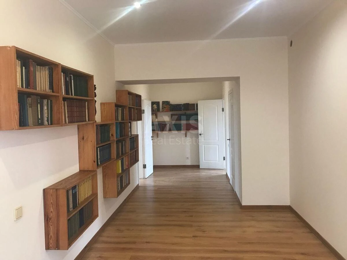 House vul. Bogatyrs'ka, 438m2, Kyiv city583459