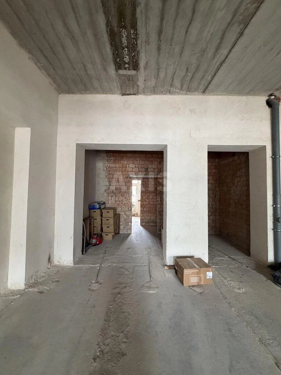 Trade object vul. Amosova Mykoly 4, 150m27145212