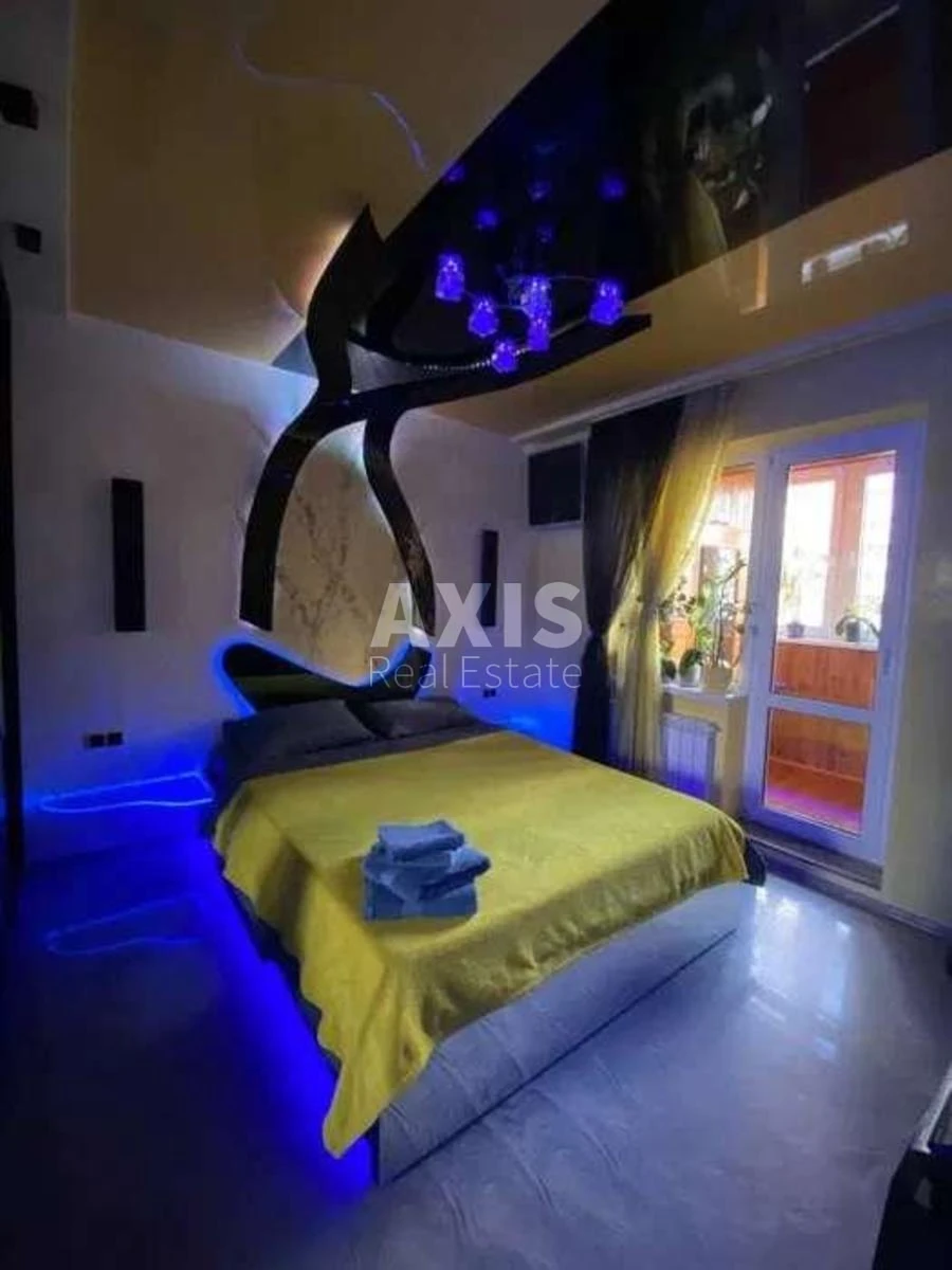 2k apartment vul. Ahmatovoi' Anny 43296881