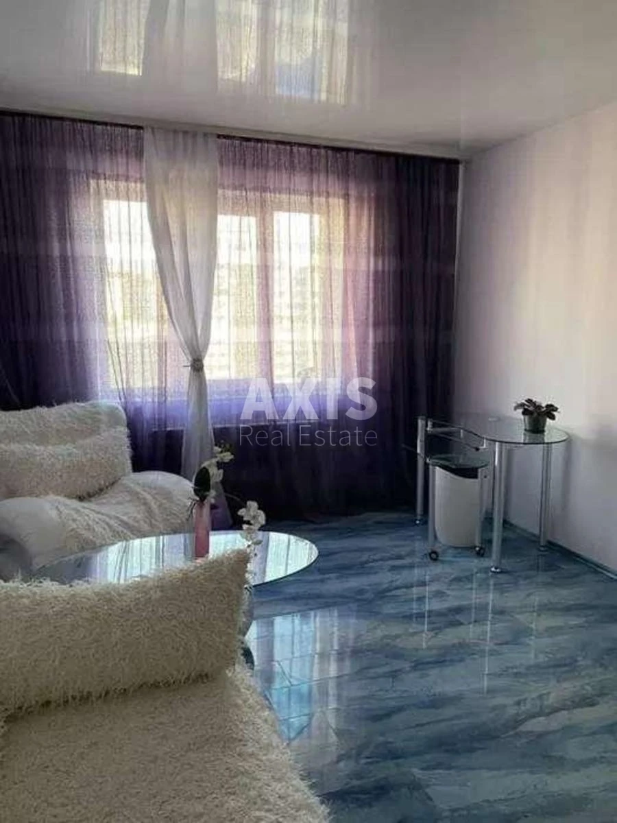 2k apartment vul. Ahmatovoi' Anny 43296882