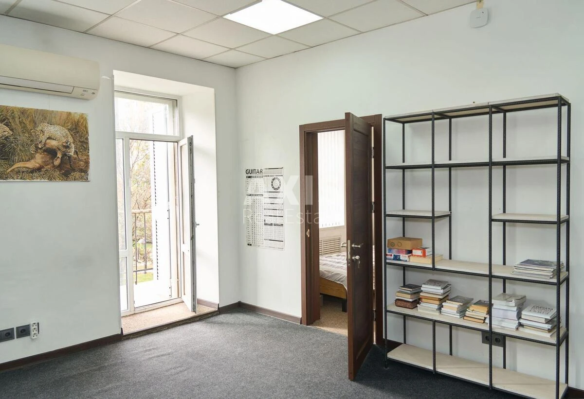 2k apartment vul. Fedorova Ivana 10680992