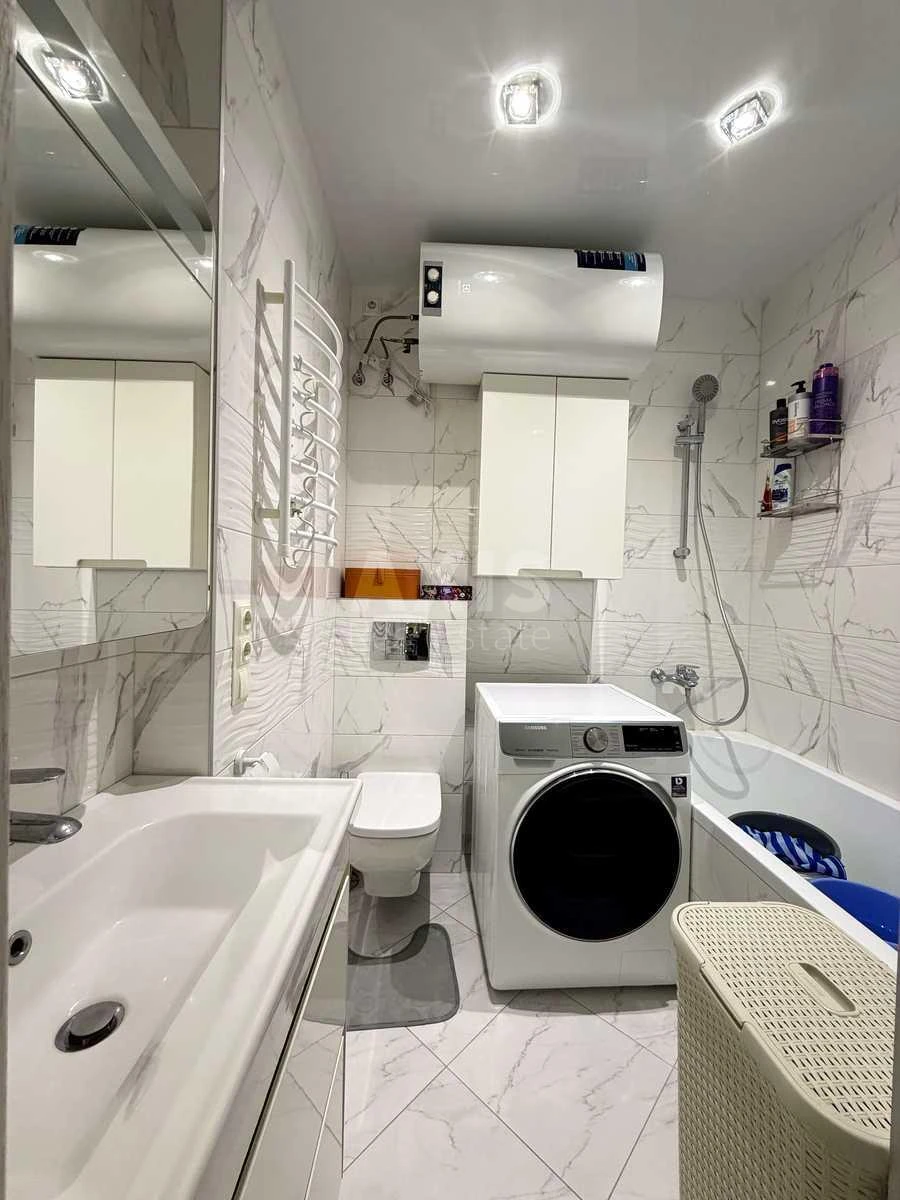 3k apartment vul. Polupanova 167060710