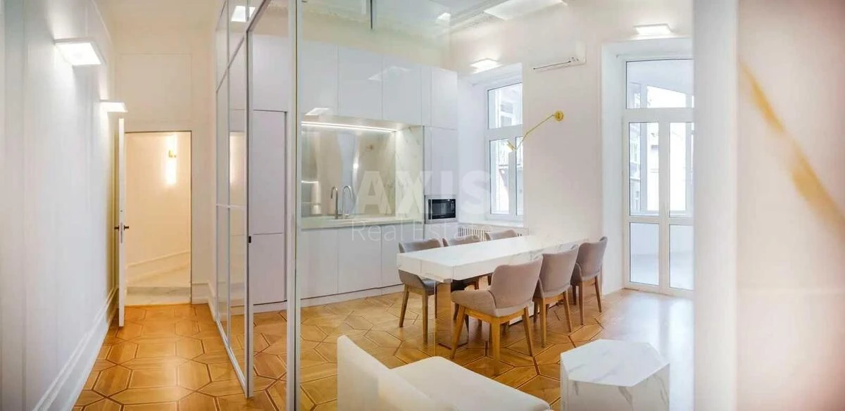 Office vul. Rustaveli Shota 22, 180m26853114