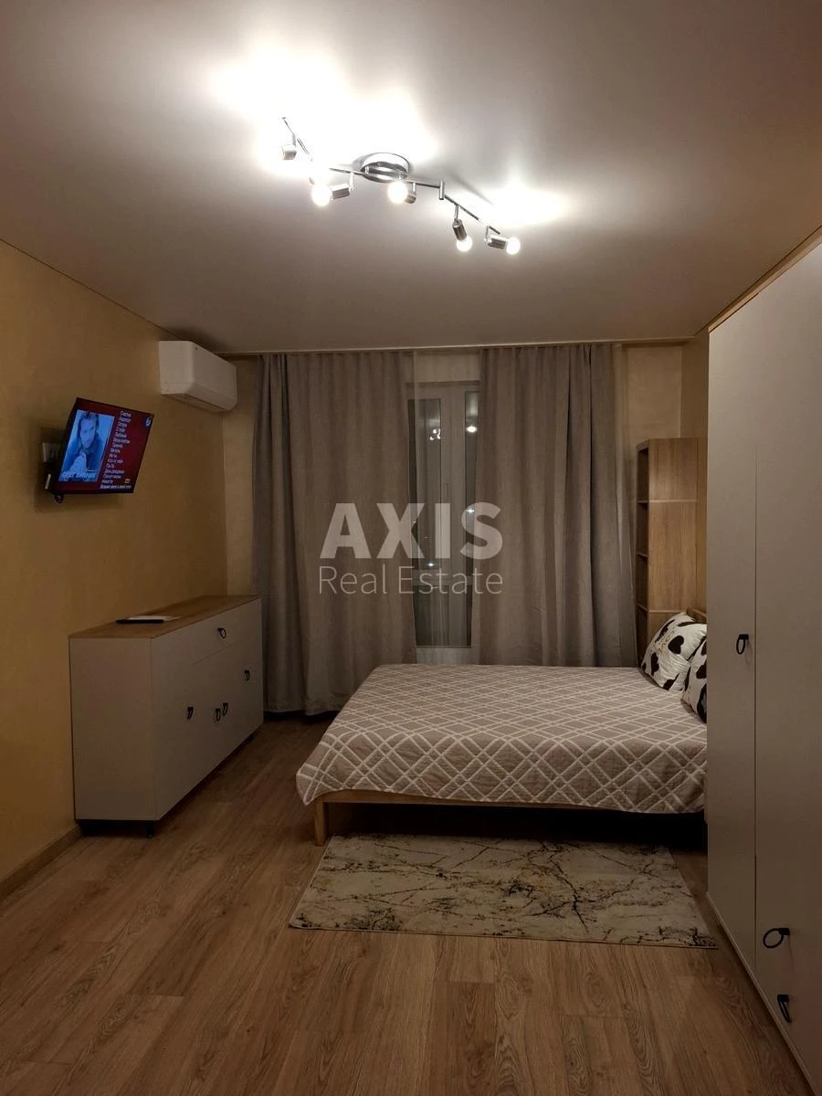 1k apartment pr-t Povitryanykh Syl 56685083