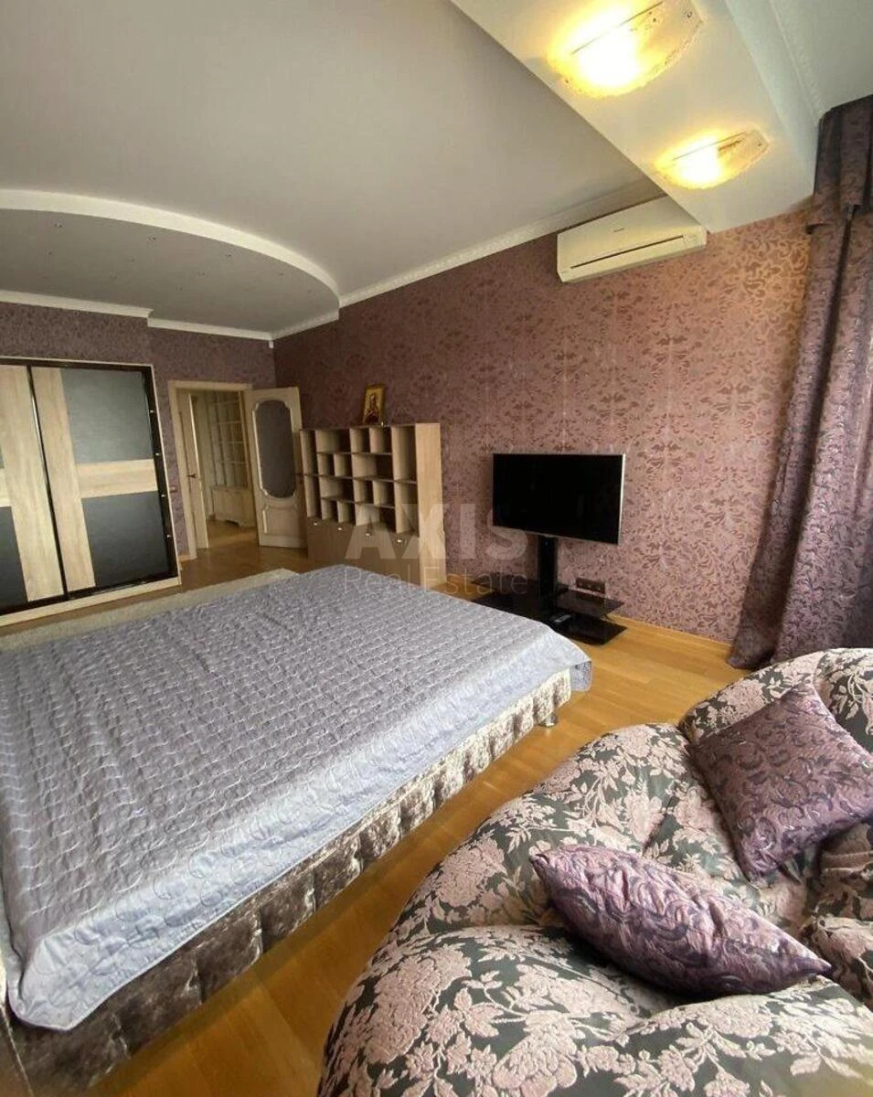 3k apartment vul. Sichovyh Stril'civ 52А713719