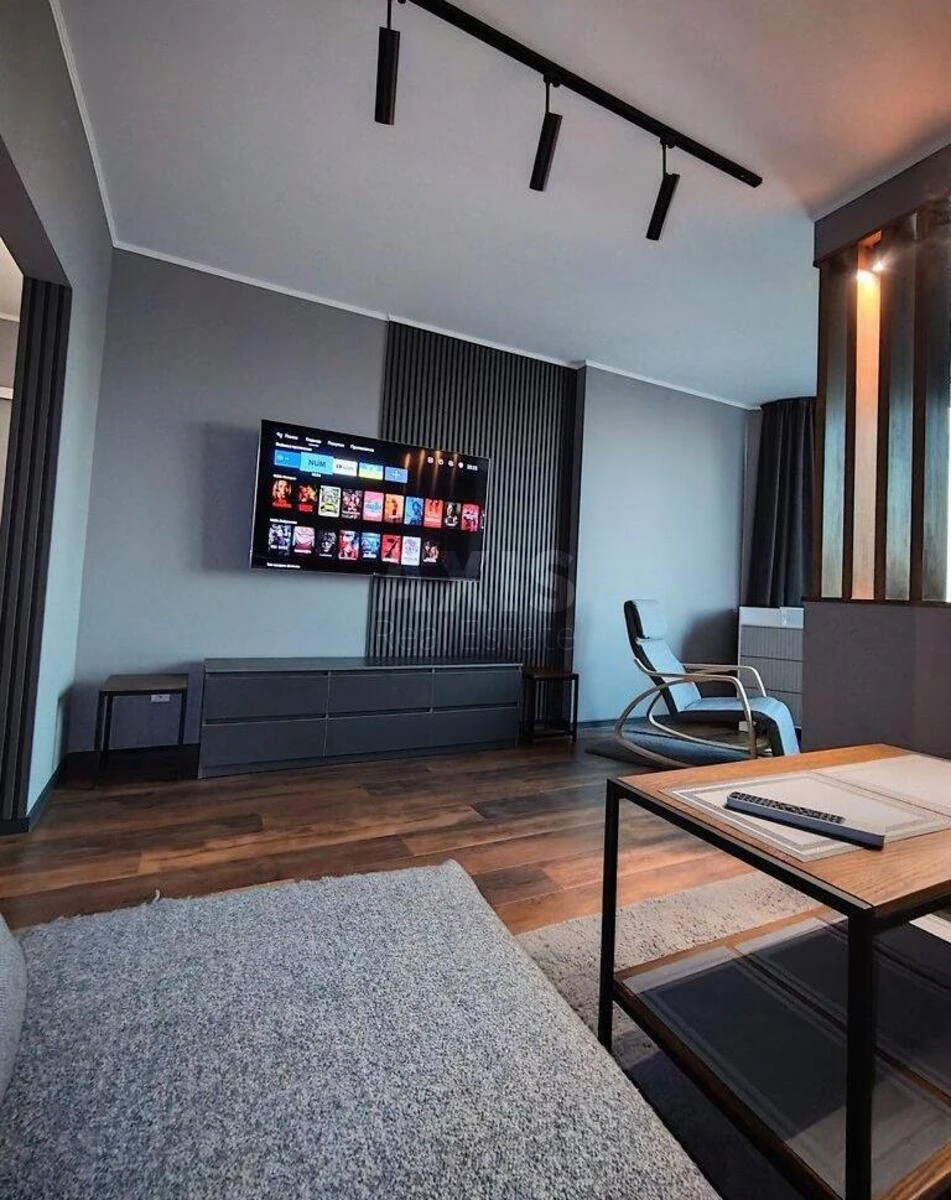 1k apartment vul. Gradyns'ka 9699385