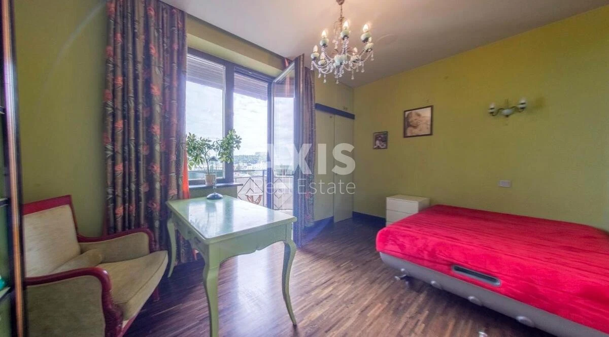 4k apartment vul. Horyva 39/416543113