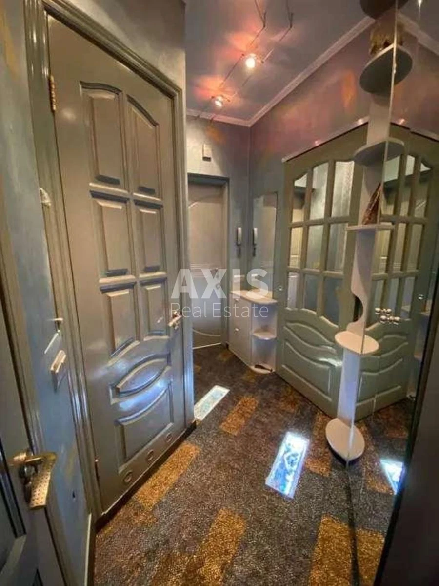 2k apartment vul. Ahmatovoi' Anny 43296885