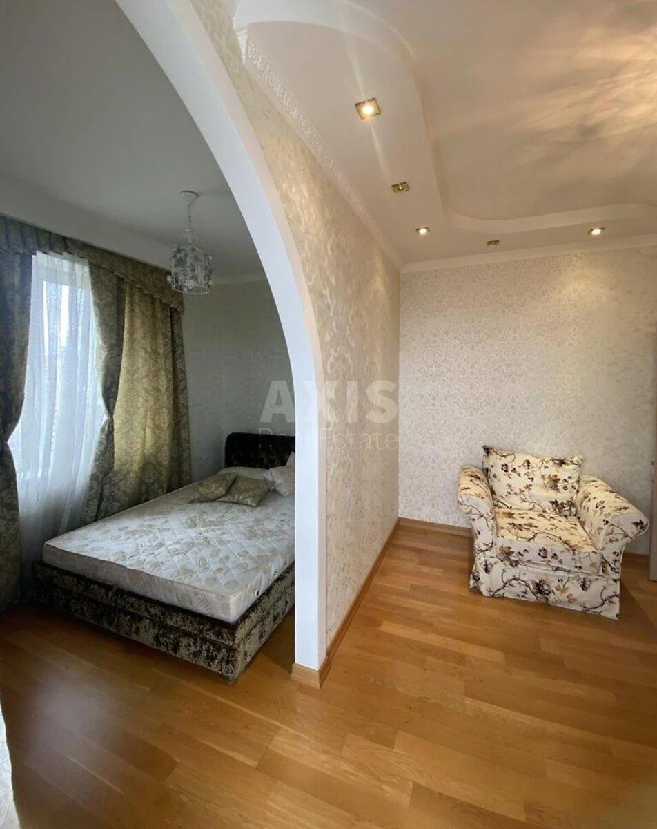 3к квартира ул. Сечевых Стрельцов 52А7137110
