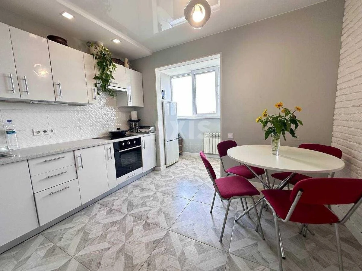 1k apartment vul. Doncja Myhajla 2Б70053