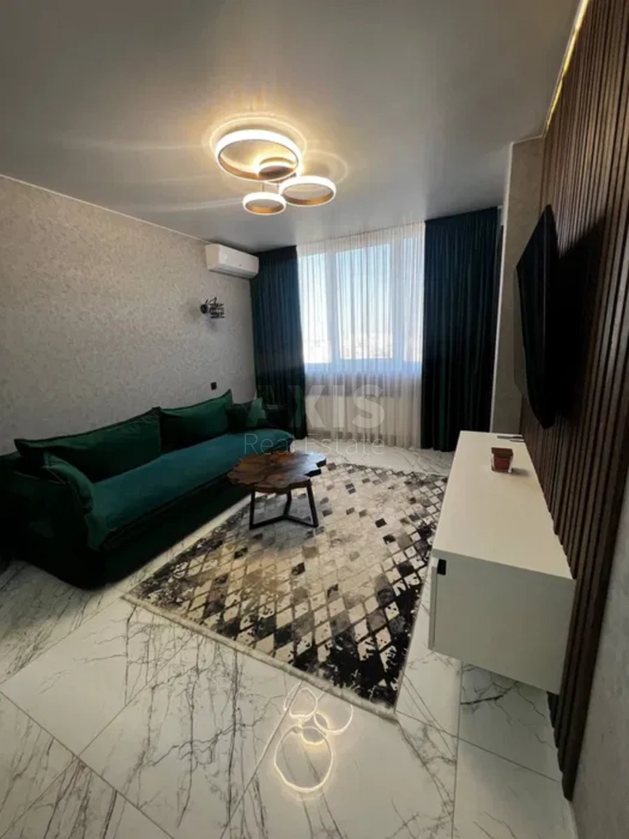 2k apartment vul. Sverstjuka Jevgena 4411521
