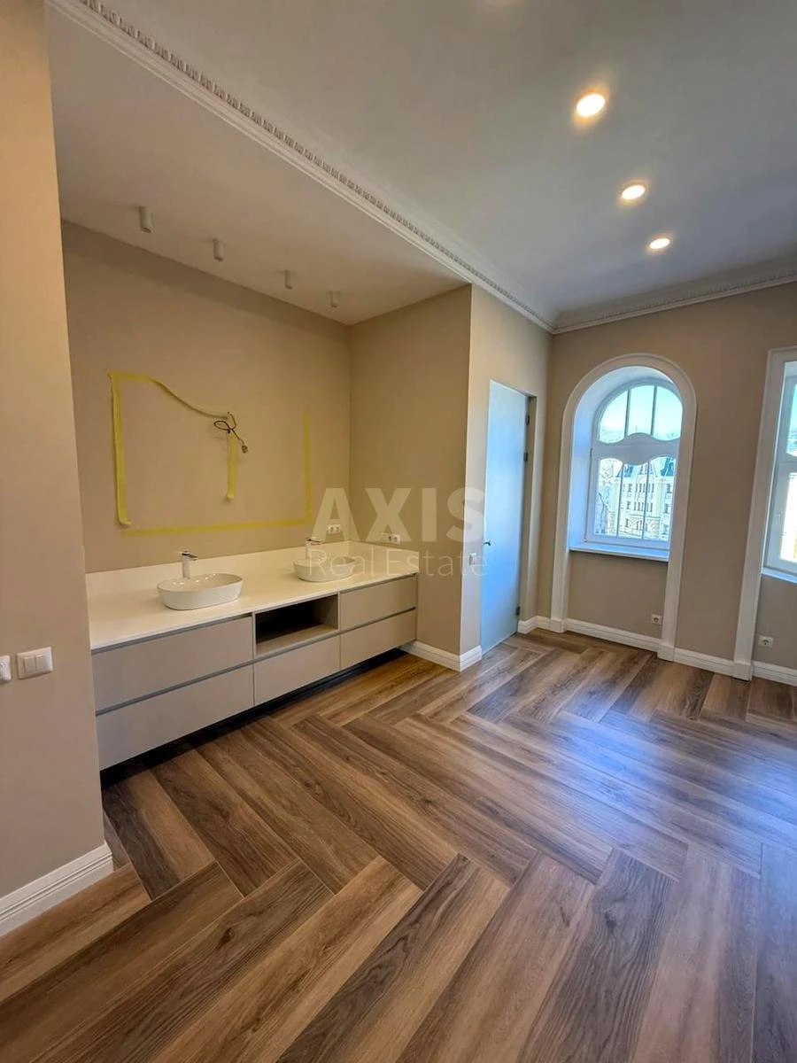 3k apartment vul. Vozdvyzhens'ka 20А702393