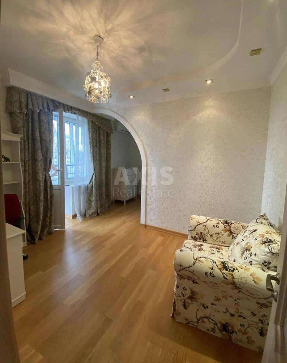 3k apartment vul. Sichovyh Stril'civ 52А7137112