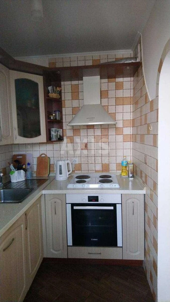 3k apartment vul. Bal'zaka Onore de 4А68491