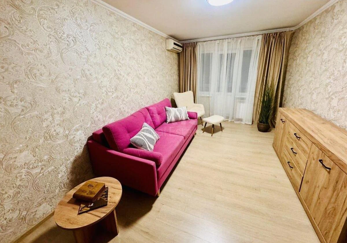 2k apartment vul. Mechnykova 7А684061