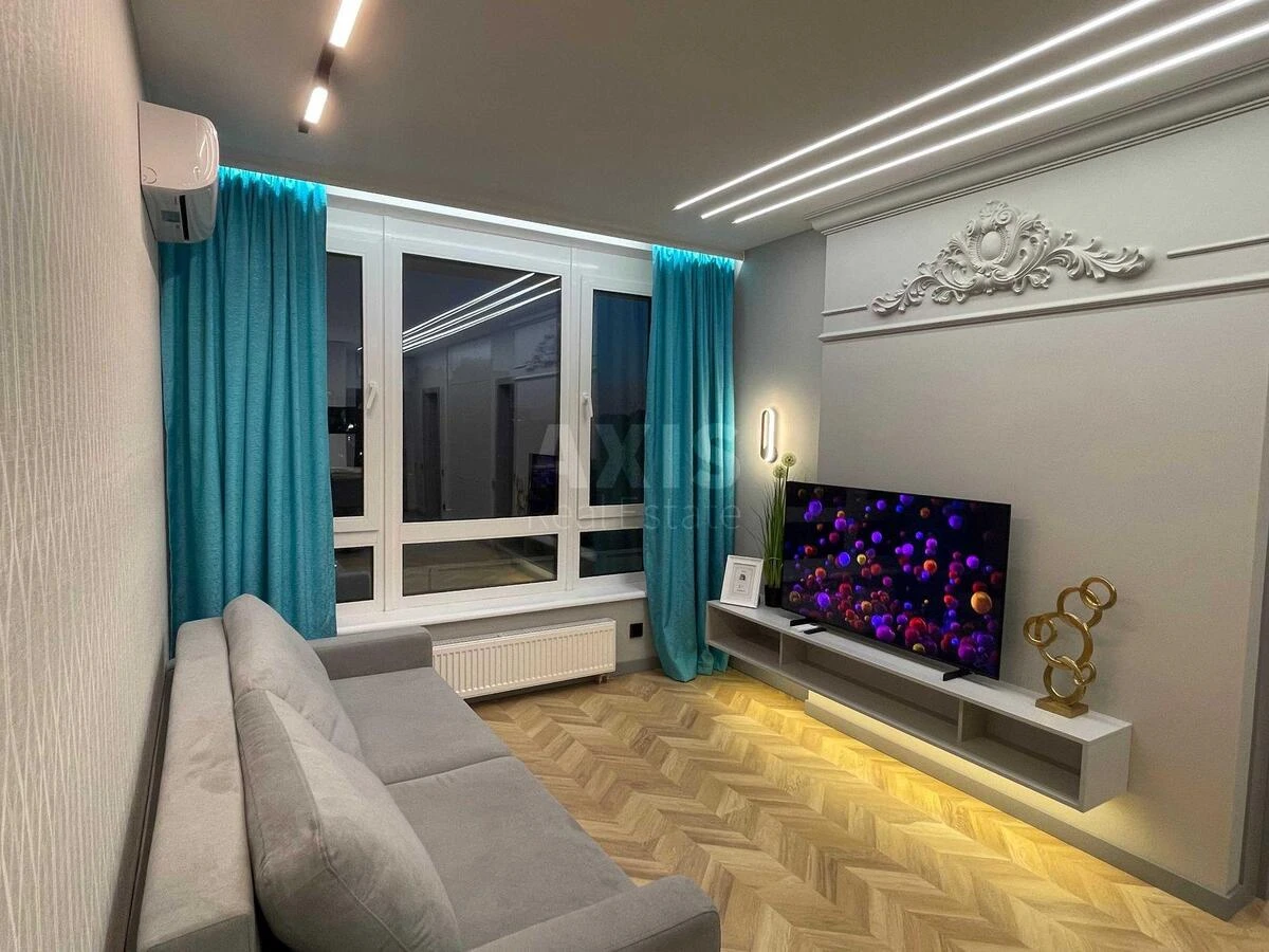 1k apartment prov. Uzhgorods'kyj 4/1714024