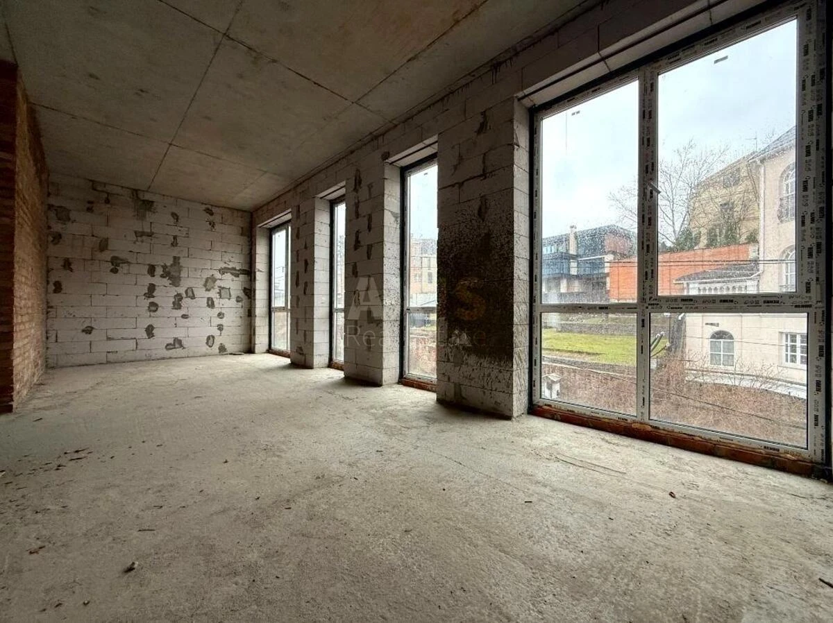 Office vul. Strutyns'kogo Sergija 6, 543m2704099