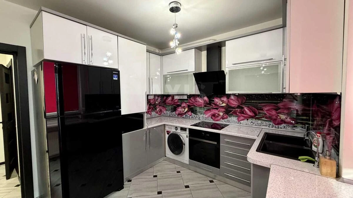 1k apartment vul. Dragomanova 27135010
