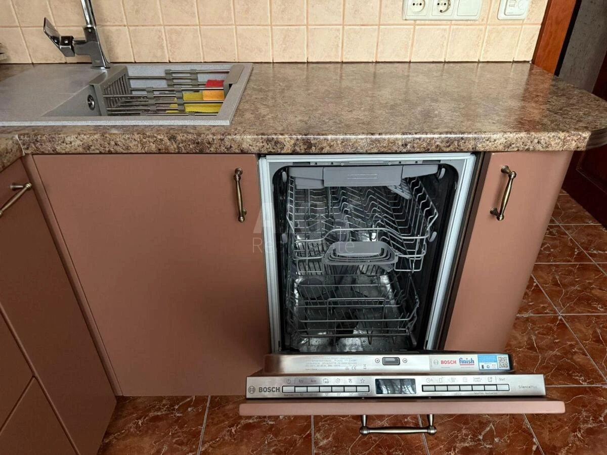 2k apartment pr-t Lobanovs'kogo 57711493