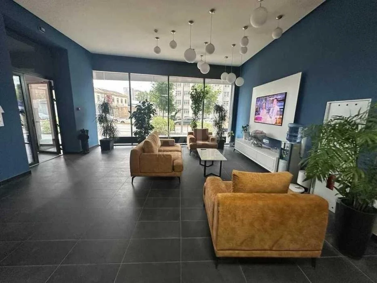 2k apartment nab. Dniprovs'ka 15А699478