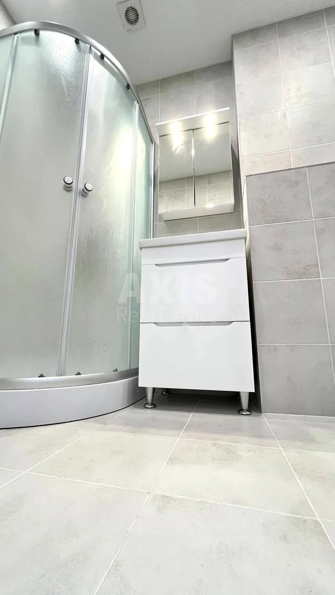 1k apartment vul. Obuhivs'ka 916800210