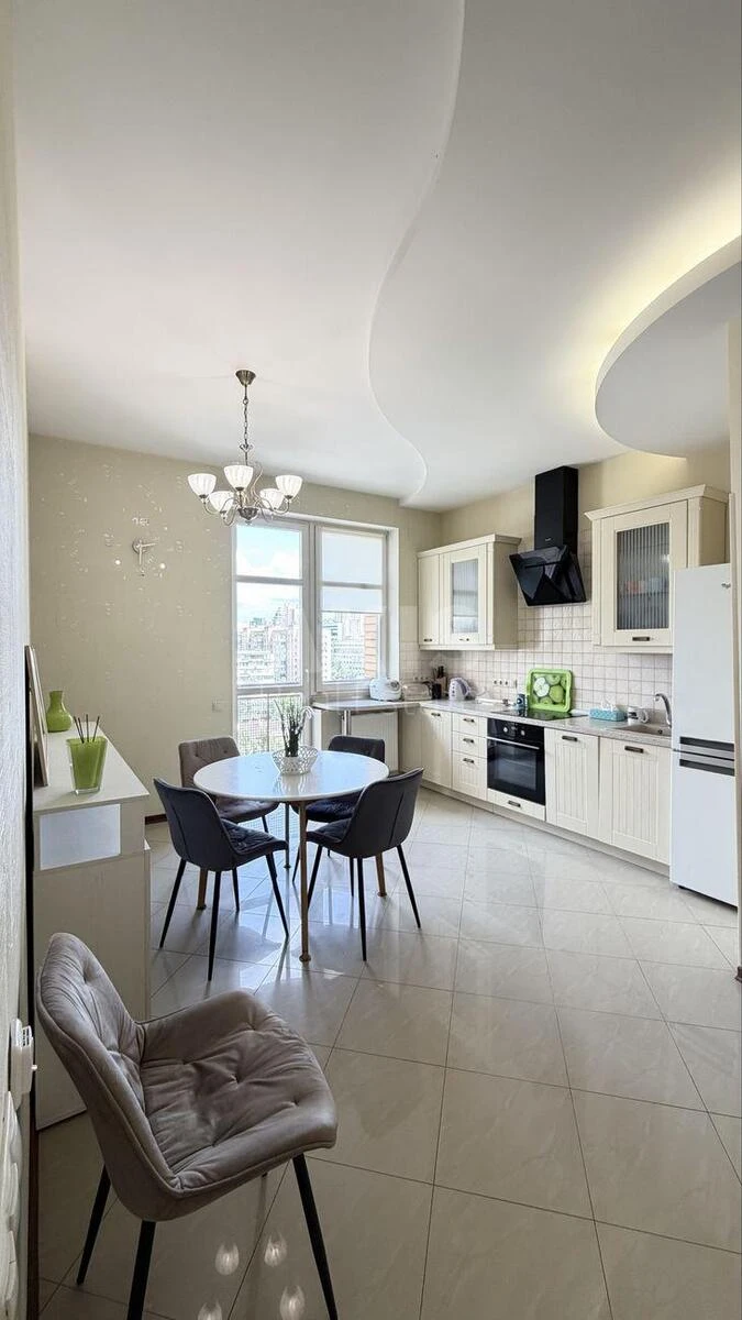 3k apartment vul. Jevgena Konoval'cja 32Б707474