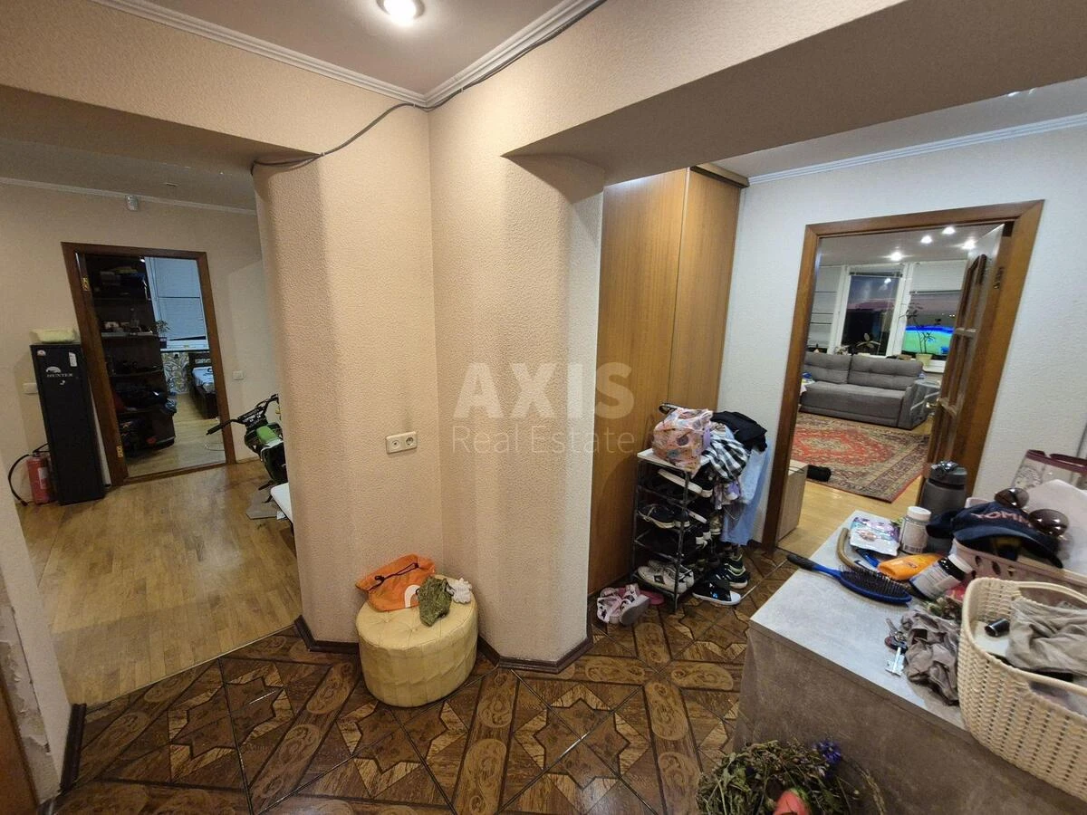 3k apartment nab. Dniprovs'ka 64/567190610
