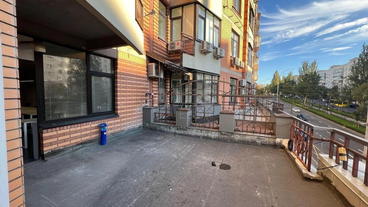 Office bul. Lesi Ukrai'nky 7Б, 155m2714326