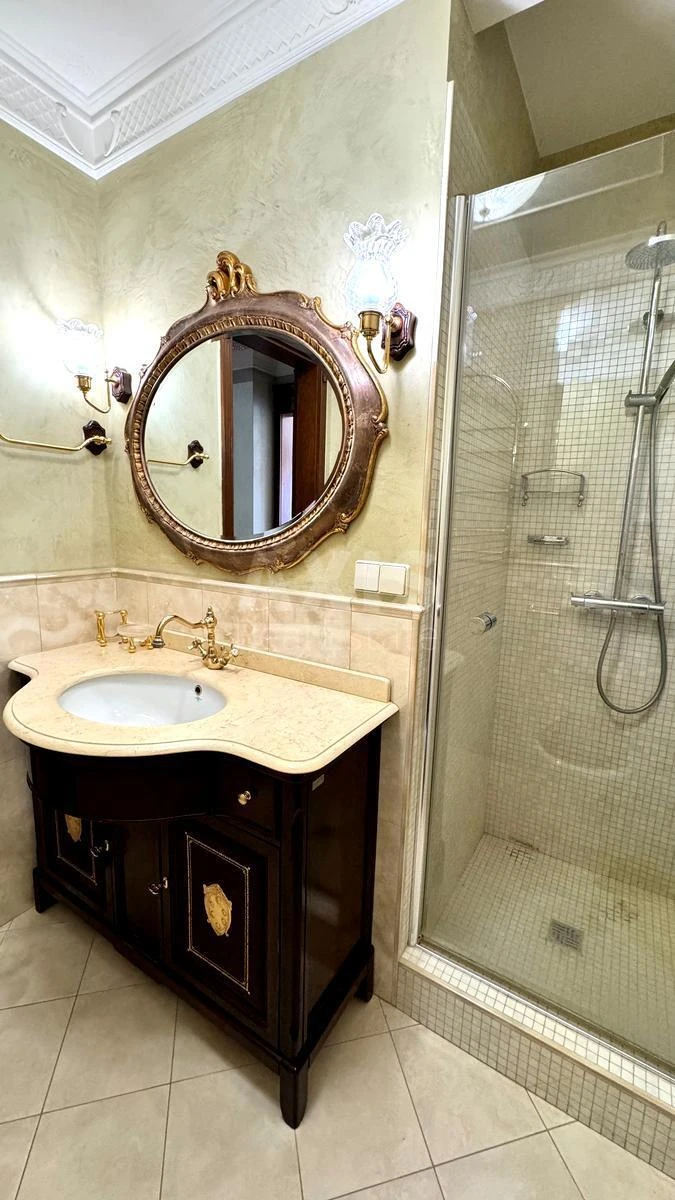 3k apartment vul. Instytuts'ka 18А654258
