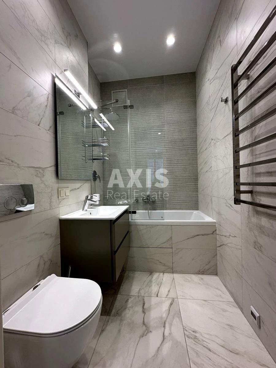 3k apartment vul. Antonovycha 118/96883011