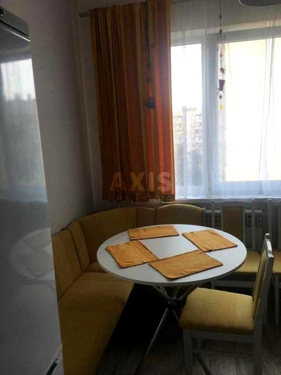 3k apartment vul. Verbyc'kogo Arhitektora 9Г664682