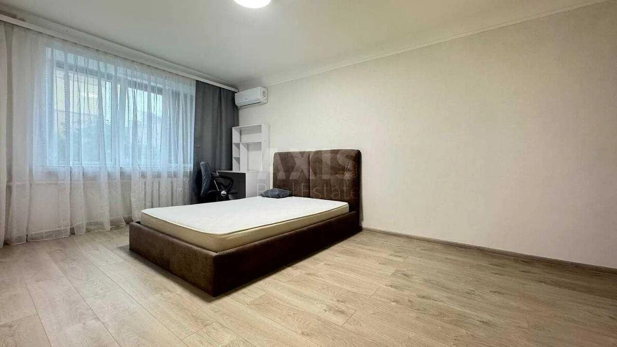 1k apartment vul. Jurkivs'ka 18697907